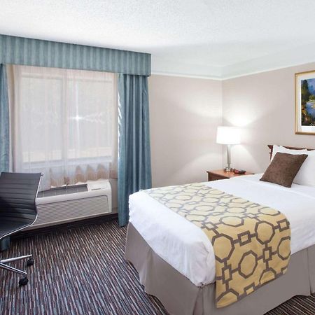 Baymont By Wyndham Texarkana Esterno foto