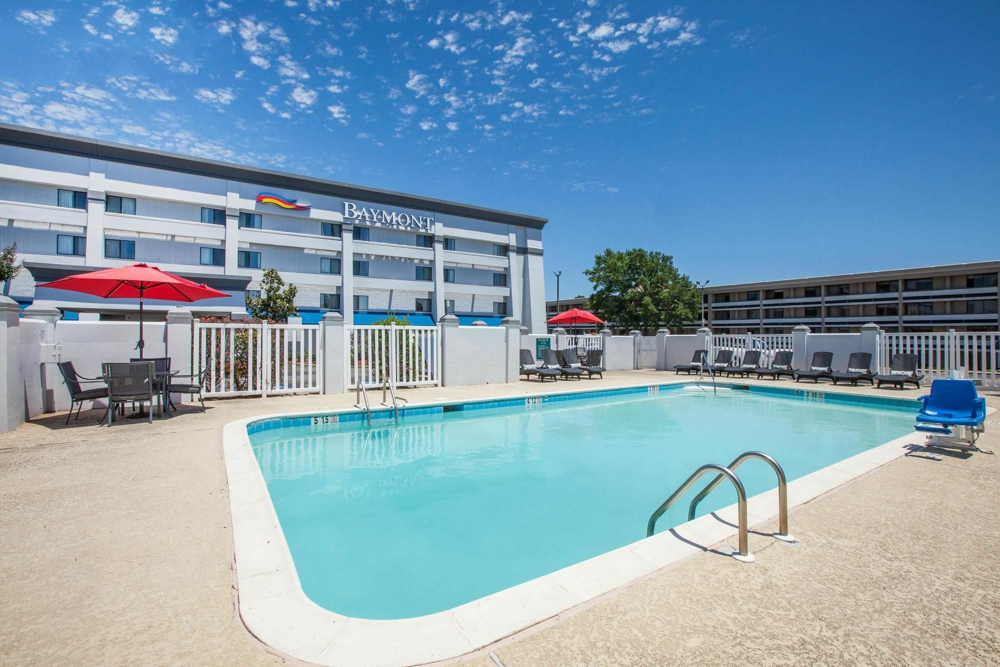 Baymont By Wyndham Texarkana Esterno foto