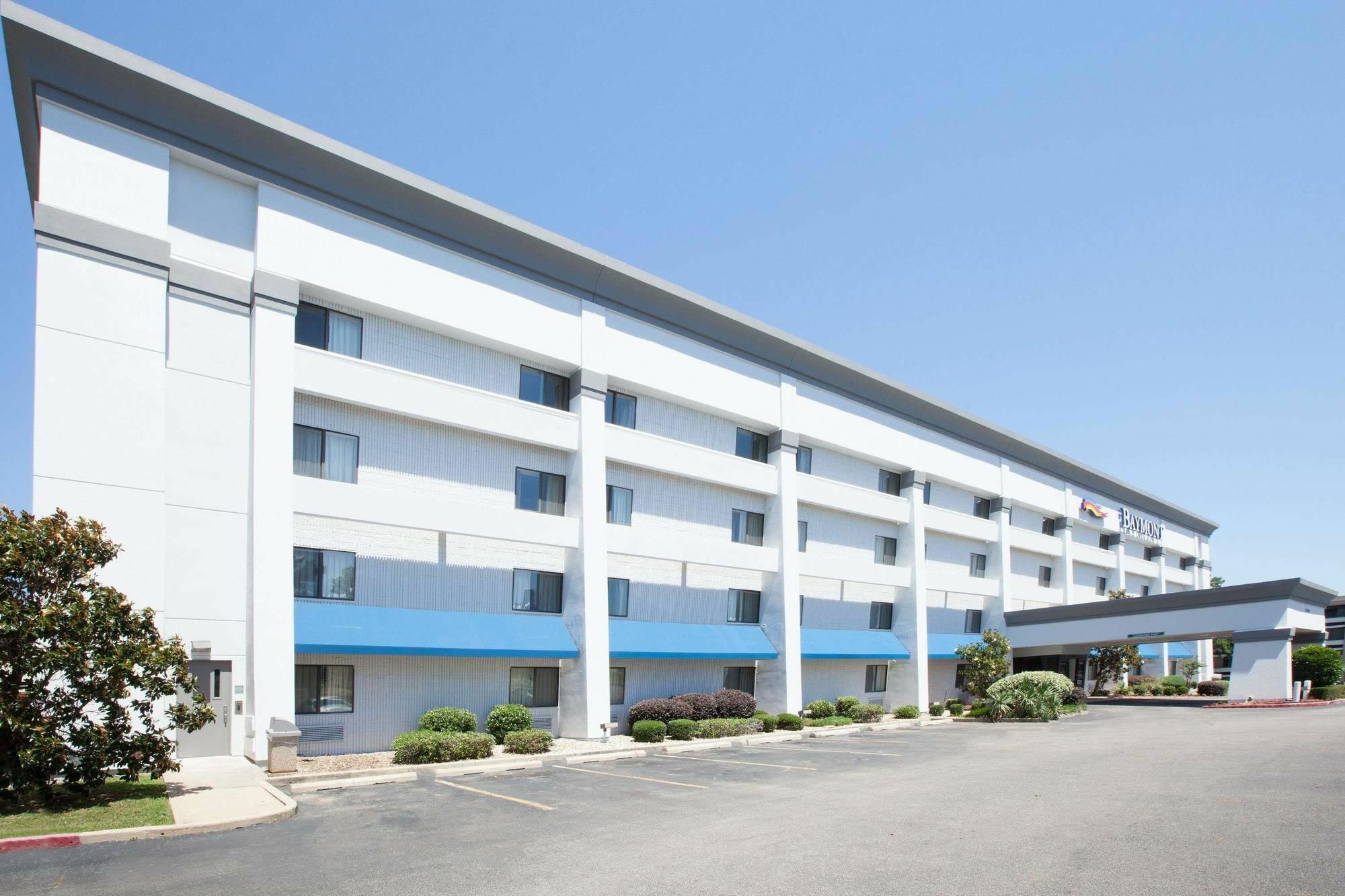 Baymont By Wyndham Texarkana Esterno foto